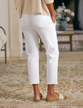 Load image into Gallery viewer, Frank & Eileen Italian Chino Pant in White