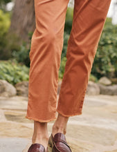 Load image into Gallery viewer, F&E Italian Chino Toffee
