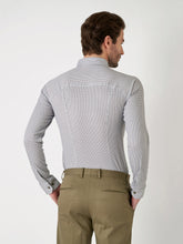 Load image into Gallery viewer, Casual Kent LS in Anthracite Maze Print