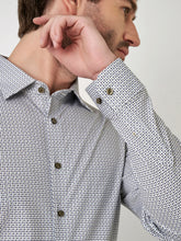 Load image into Gallery viewer, Casual Kent LS in Anthracite Maze Print