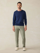 Load image into Gallery viewer, Faherty Movement™ Crewneck Sweater in Marine Navy Heather