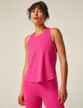 Load image into Gallery viewer, Beyond Yoga Powerbeyond Resilient Tank in Pink Energy