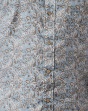 Load image into Gallery viewer, FAHERTY Short-Sleeve Breeze Shirt - Teal Island Floral