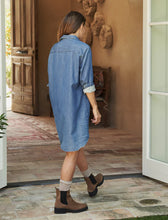 Load image into Gallery viewer, Frank &amp; Eileen Shirtdress in Vintage Stonewashed Indigo
