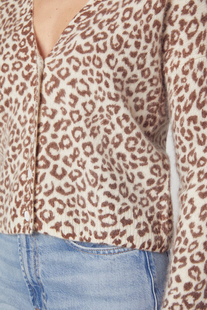 Kokun Printed Cropped V Cardigan In Cheetah