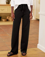 Load image into Gallery viewer, F&amp;E Catherine Full-Length Sweatpant in Black
