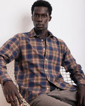 Load image into Gallery viewer, Hartford Woven Paul Shirt in Blue and Gold
