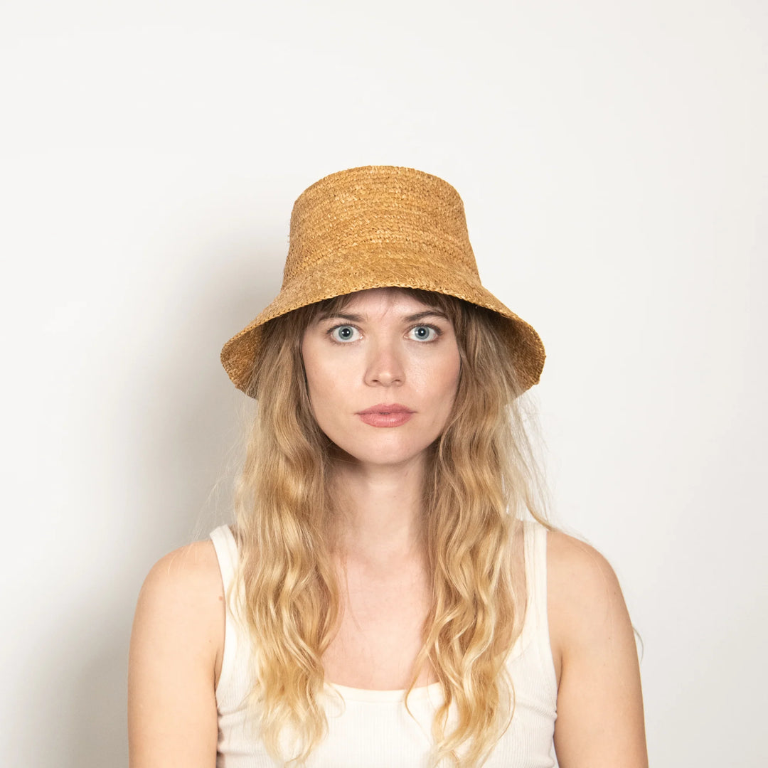 Wyeth Tali Raffia Bucket In Camel