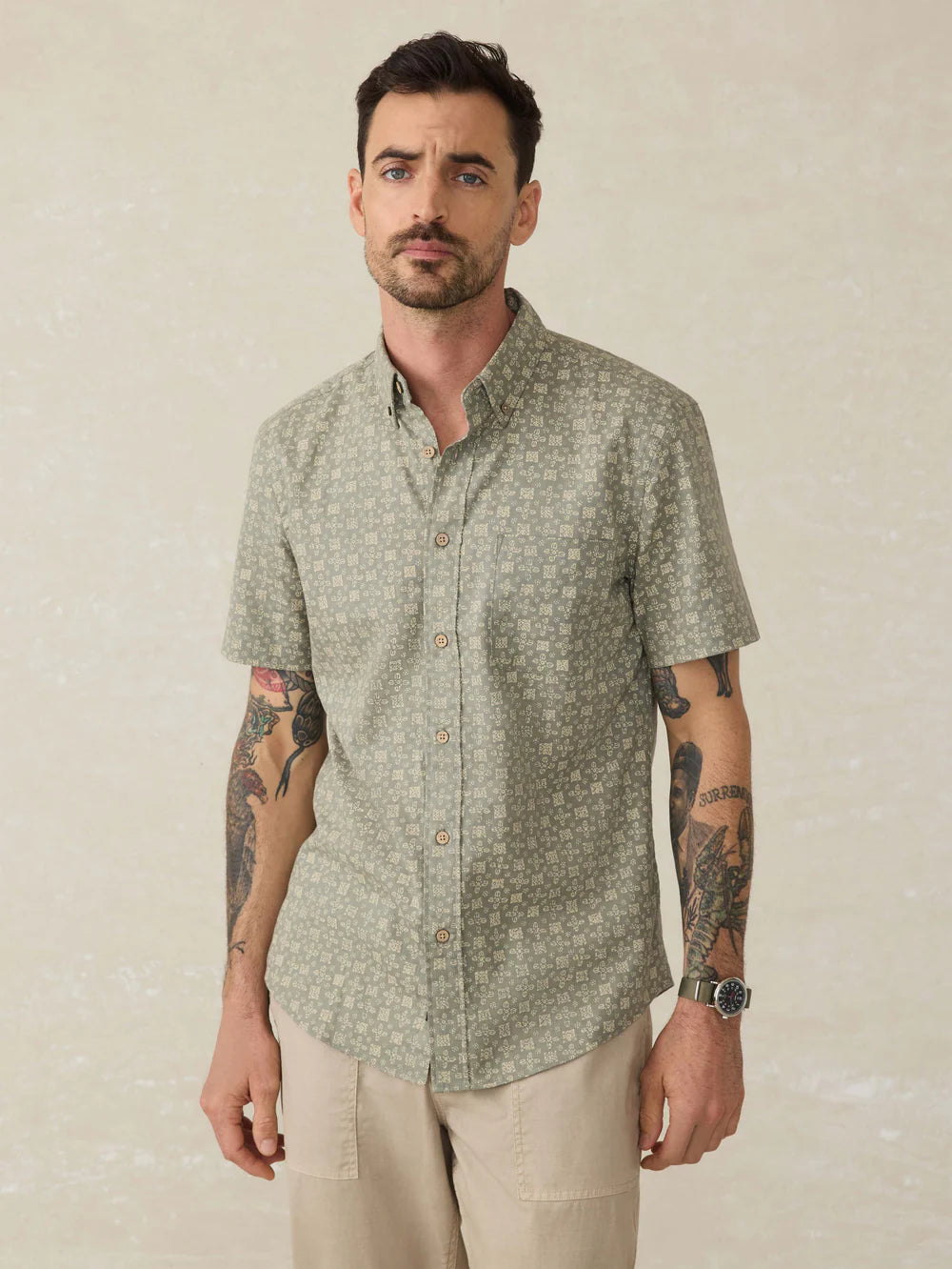 Faherty SS Breeze Shirt in Sundried Sage Emblem
