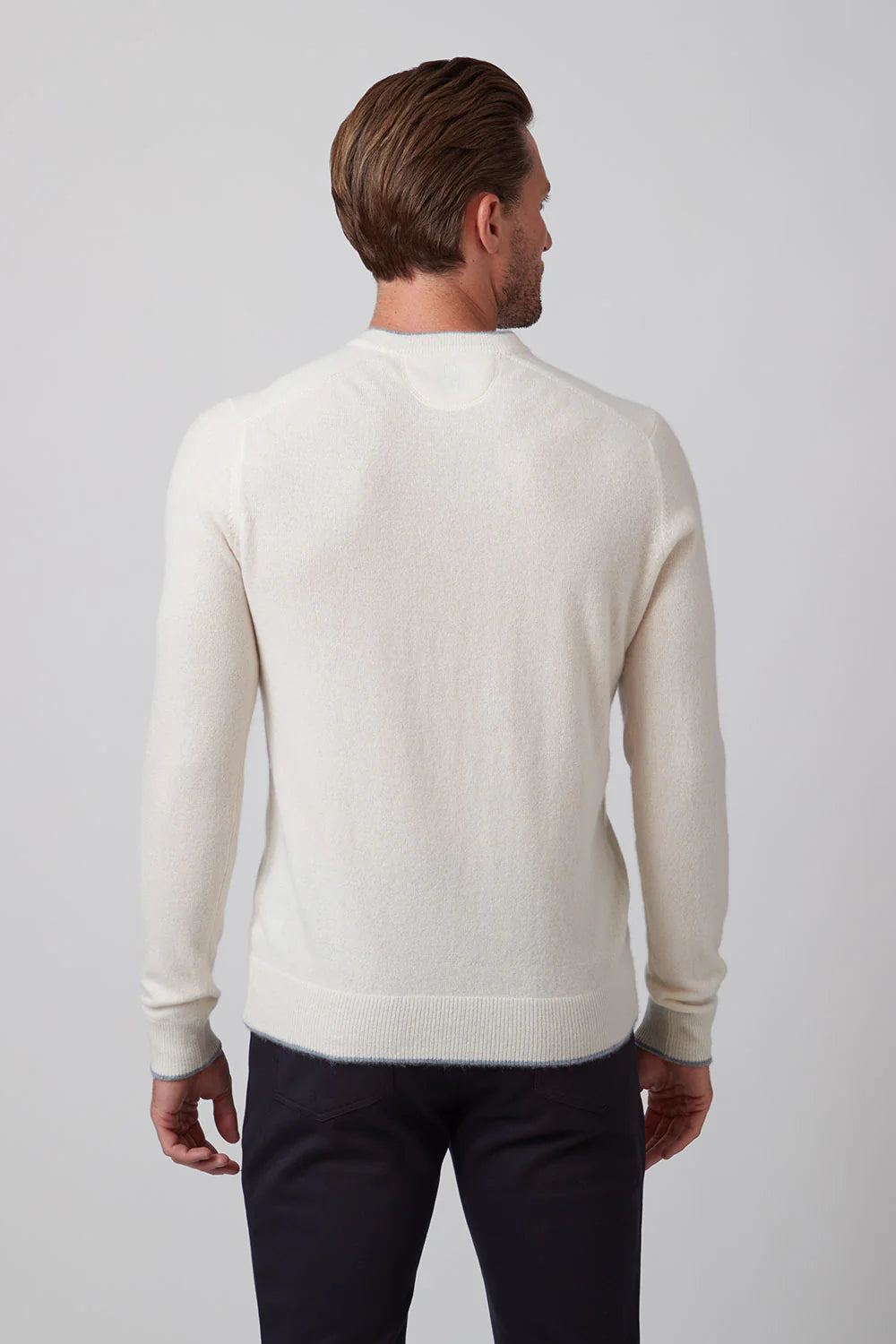Raffi Cashmere Tipped V-Neck In Ivory