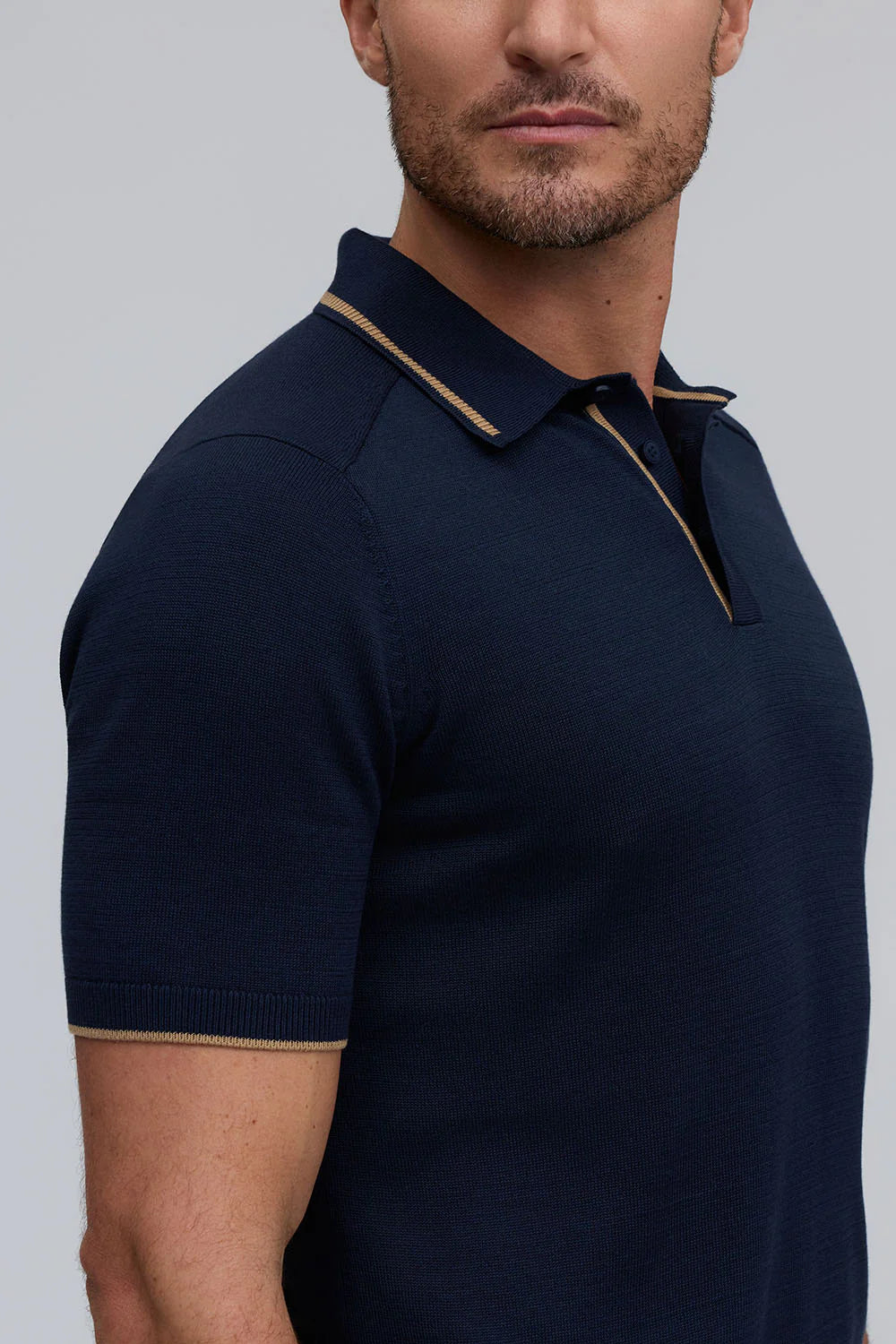 Raffi Liv Trim Collar Polo In Navy
