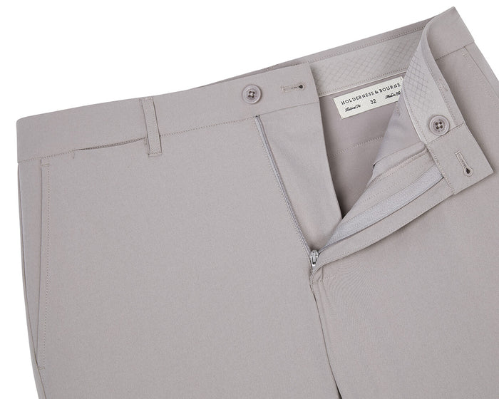 Holderness &amp; Bourne The Harwood Short In Gray