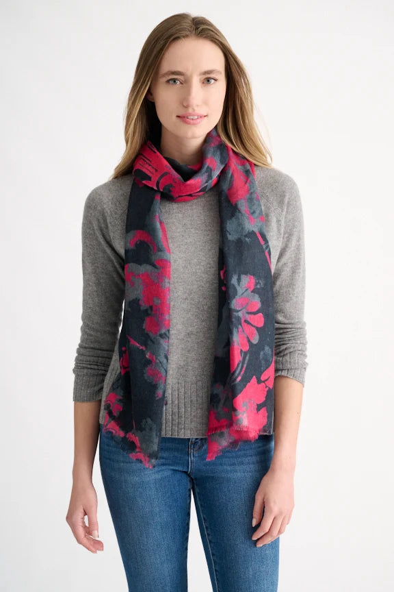 KINROSS Kinross Tapestry Print Scarf in Cranberry