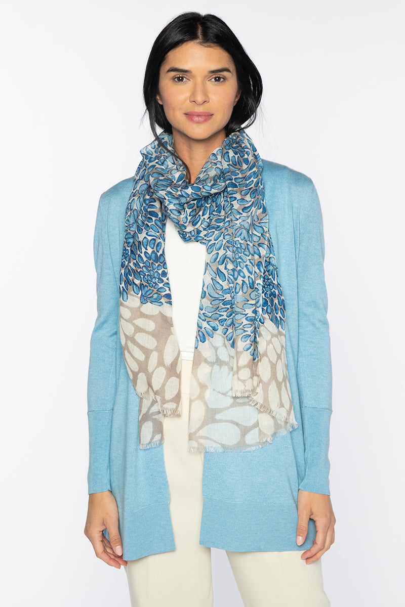 Kinross Dancing Petals Scarf In Mirage
