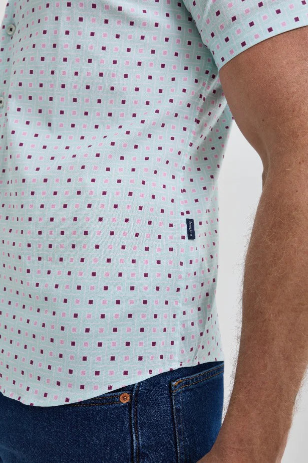 Stone Rose S/S Woven Printed Shirt In Light Blue Geometric Squares