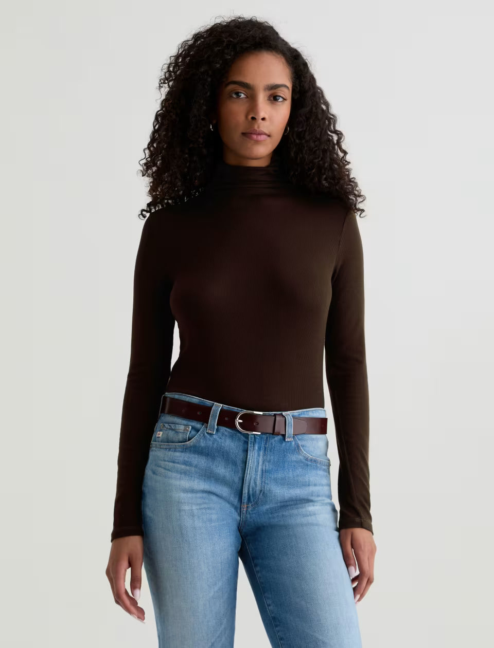 Ag Chels Slim Turtleneck In Coffee Bean