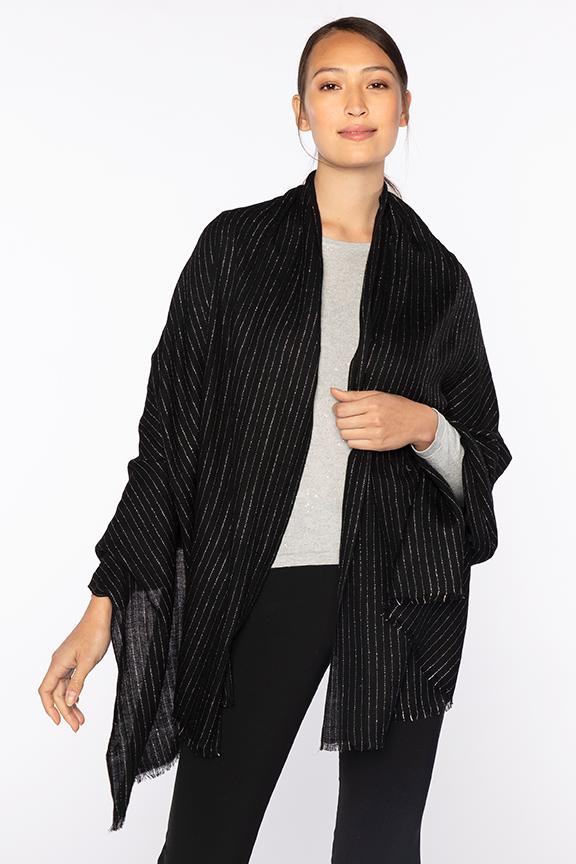 Kinross Lurex Herringbone Shawl - Black/Silver