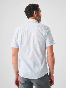 Faherty Men's SS Breeze Shirt in Sky Canopy Print